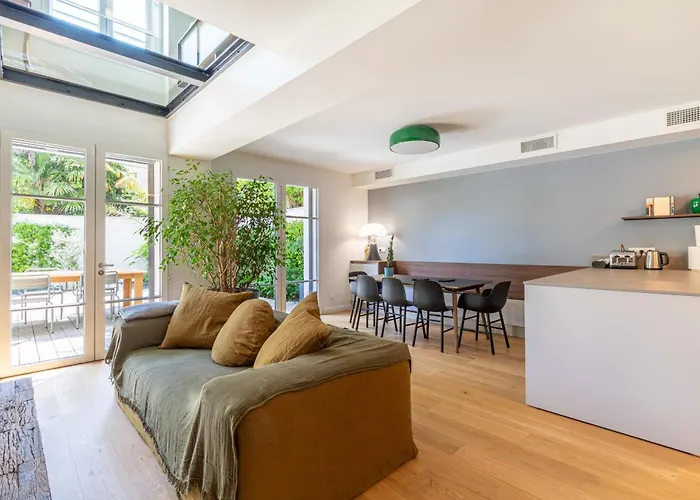 Spacious House With Garden In トゥールーズ